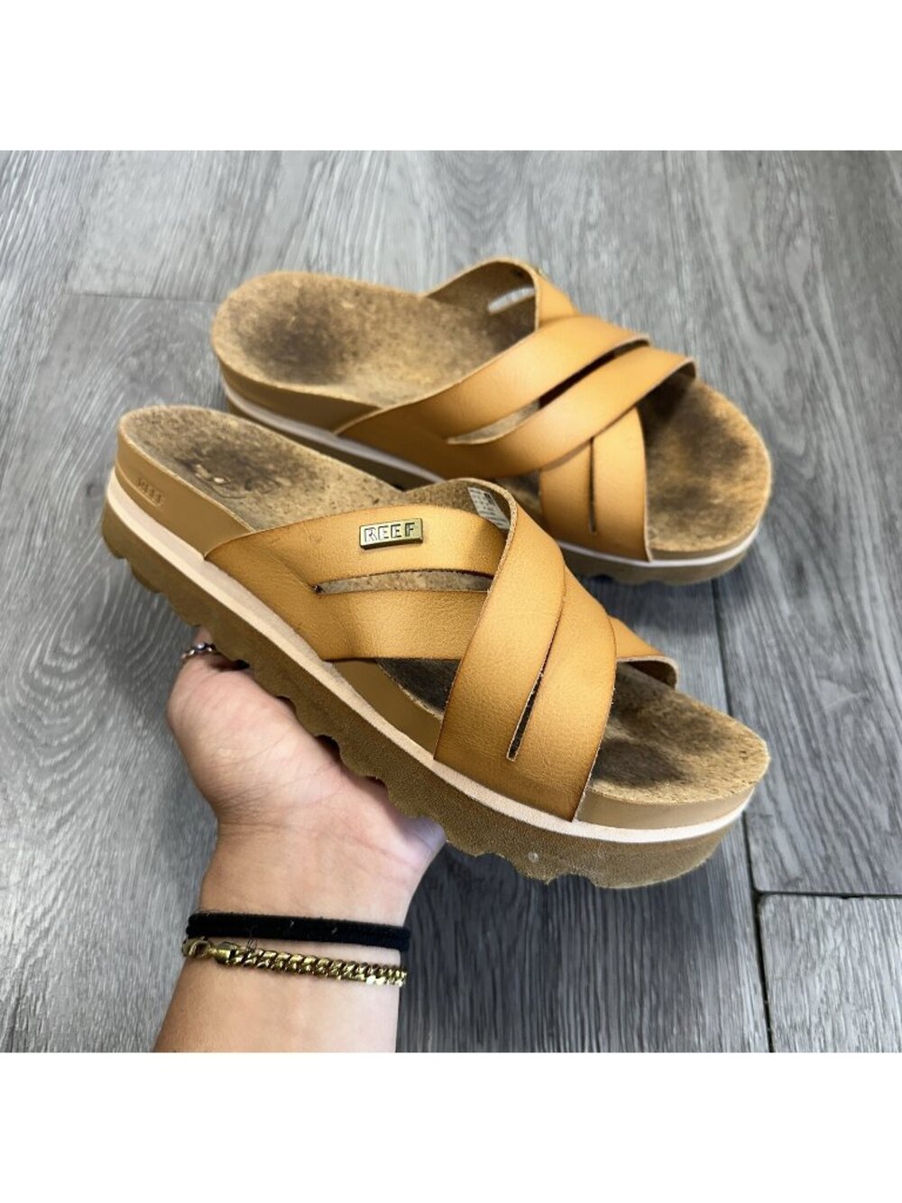 Reef Cushion Bloom Hi Slider Sandals Women’s Sz 6 EU 36 Brown Faux Leather